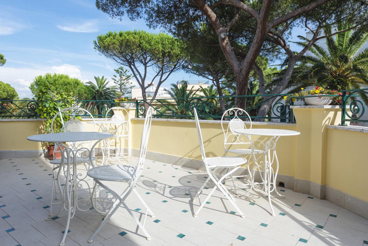 Bed and Breakfast Villino Emanuele Santa Marinella Exterior foto